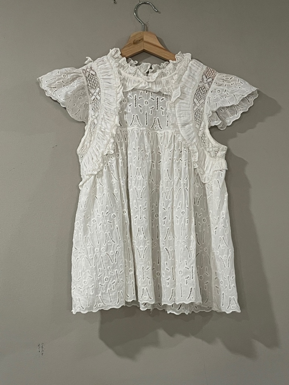 Sea New York White Eyelet Ruffle Sleeve Blouse